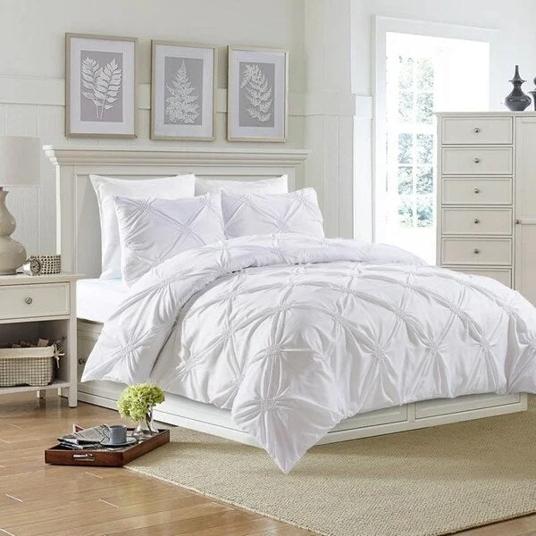 King - size comforters to fit large king - sized beds perfectlyBella Comforter Set White-Machine Washable - Includes 1 Comforter + 2 Shams - Queen