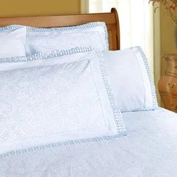 Hypoallergenic Silk Sheets for Sensitive SleepersMachine Lace Ice Blue Sheet Set