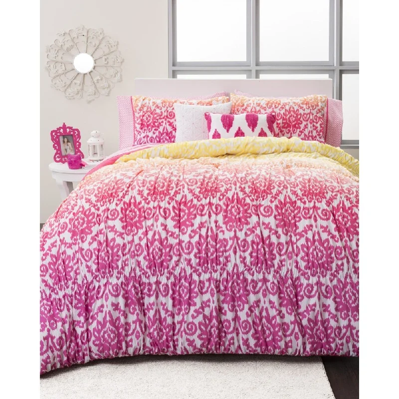 Cotton - filled comforters for a breathable and natural sleep experienceSeventeen Deliah Ikat 3-piece Comforter Set