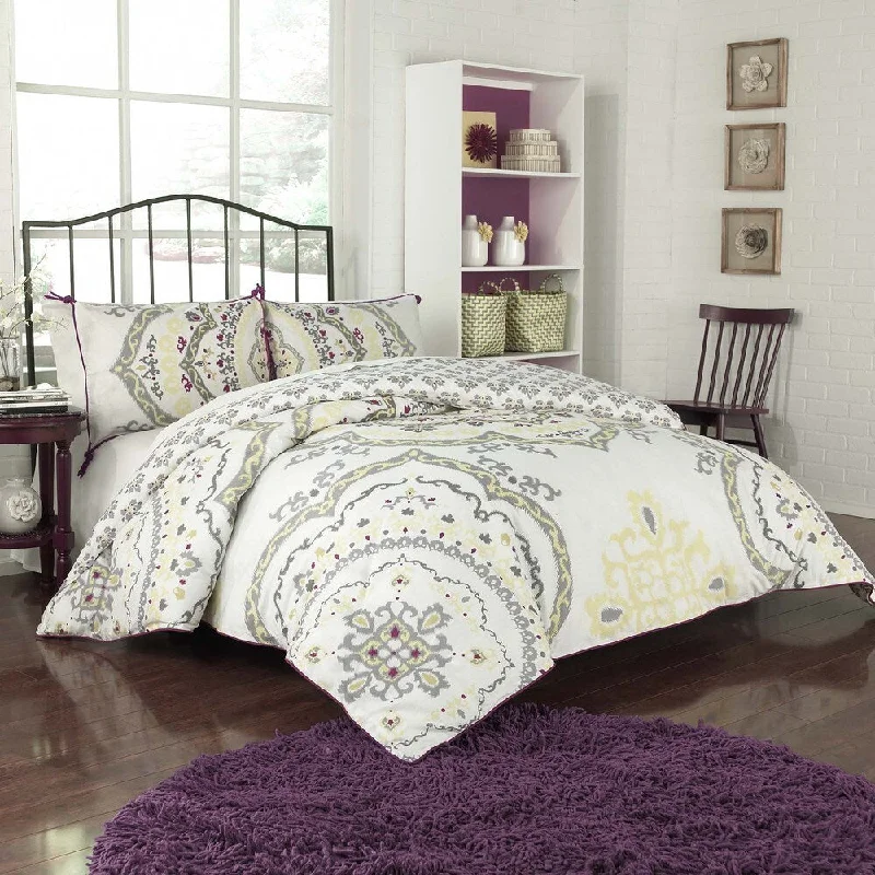 Queen - size comforters for standard queen - sized mattressesVue Dakota 3-Piece Reversible Comforter Set