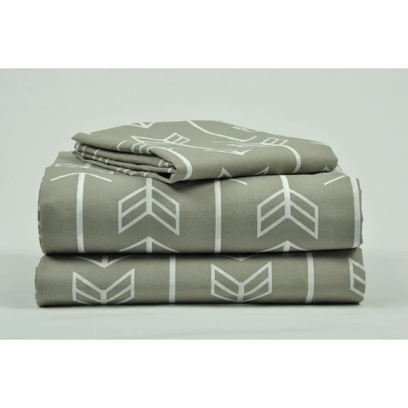 Jersey - Knit Sheets for a Comfortable and Casual BedKids Crib Sheet | White Arrows